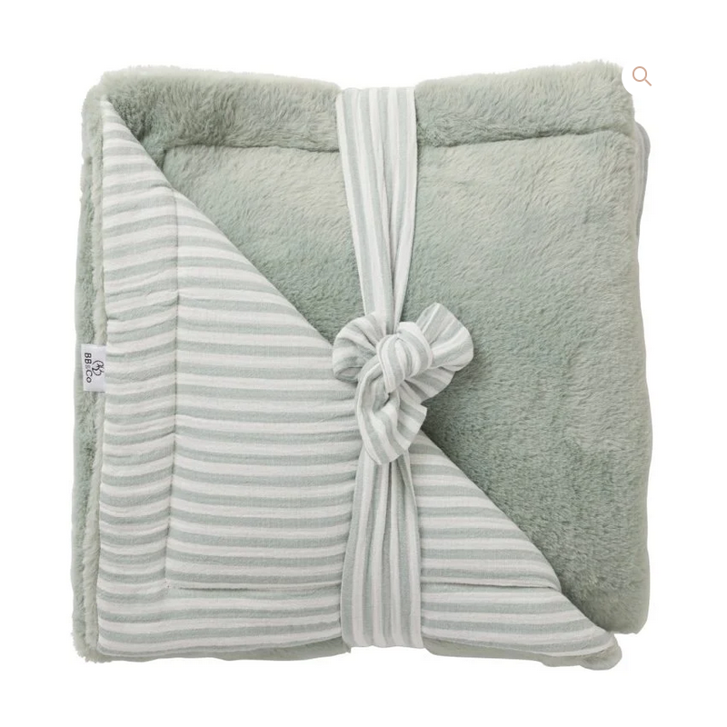 COUVERTURE LUXE RAYÉ VERT DE GRIS SOFT STRIPES - BB AND CO